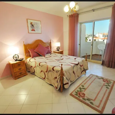 Apartment Central *