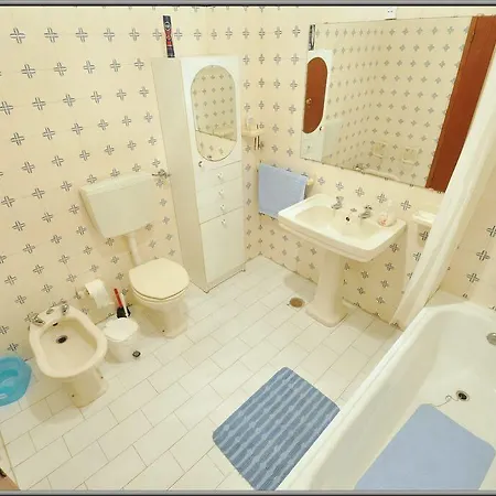 Central Apartment